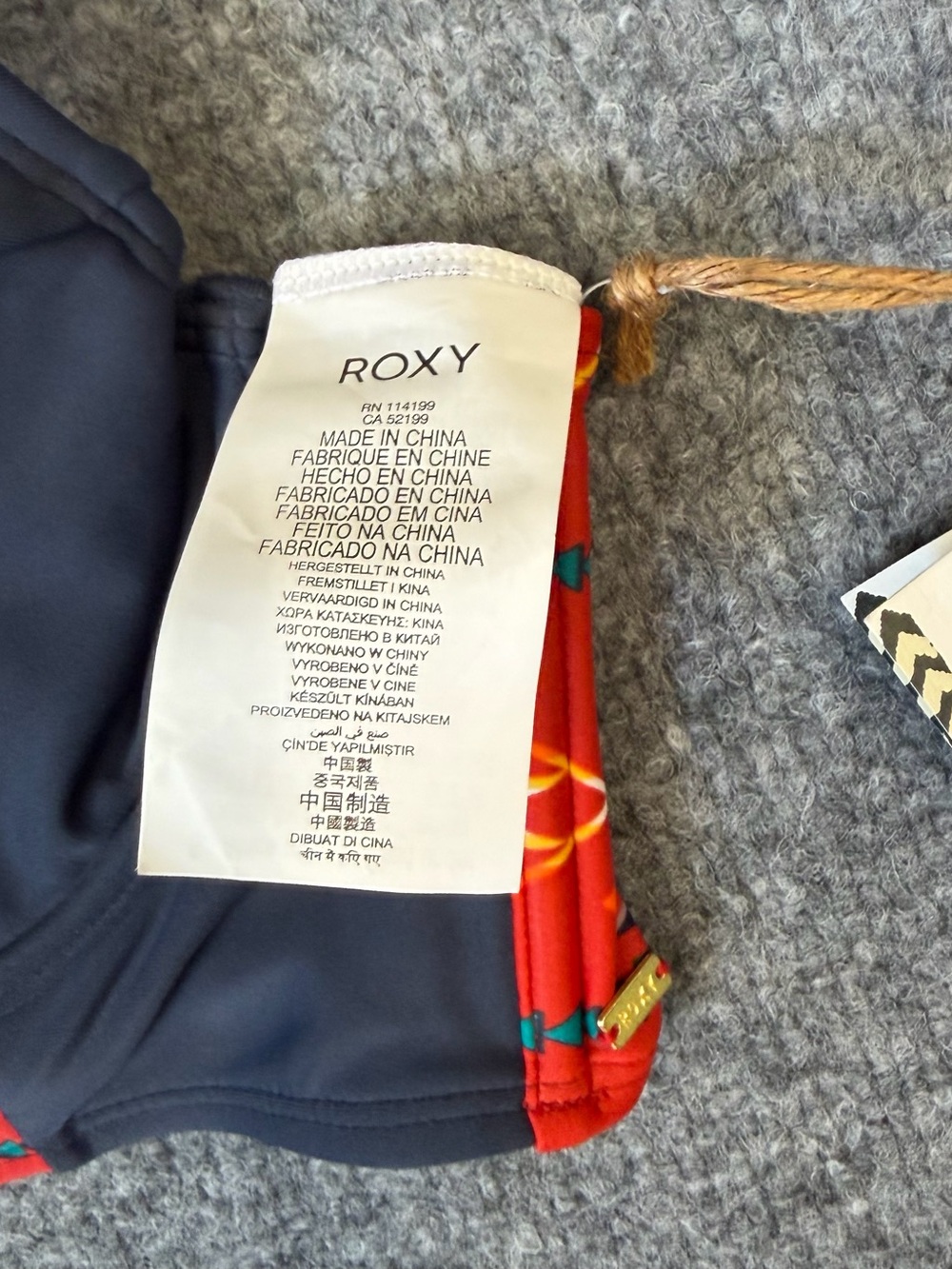 Roxy Red and Navy Tribal High-Waist Bikini Set TOP Sz L BOTTOM Sz S - Picture 12 of 15